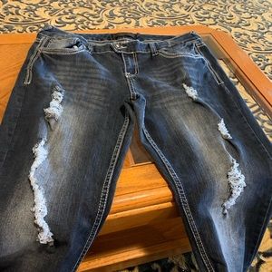 Rue 21 ,  21 black distressed jeans 15/16